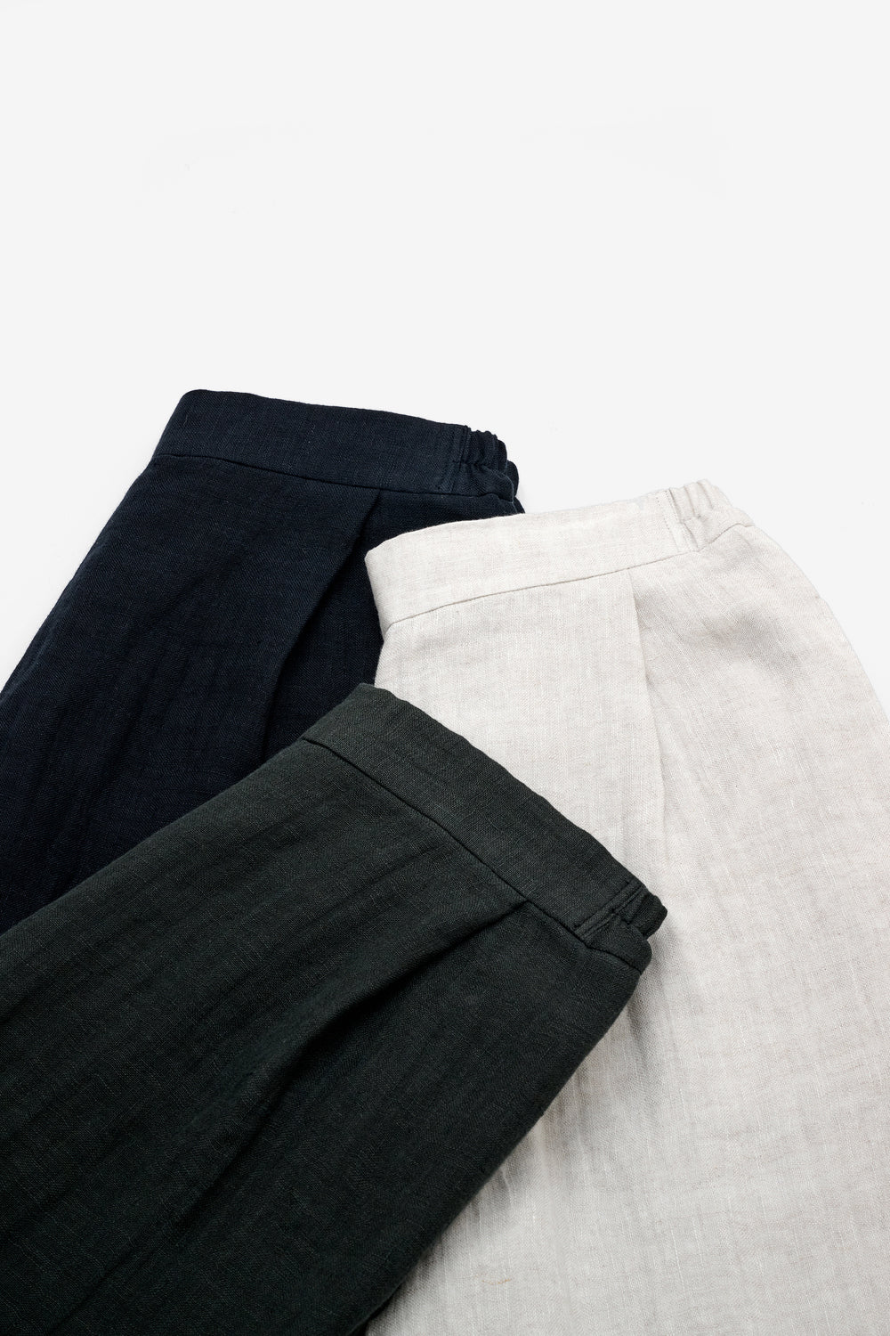 tapered pants cotton linen<br> AS5120B740<br> dark blue 