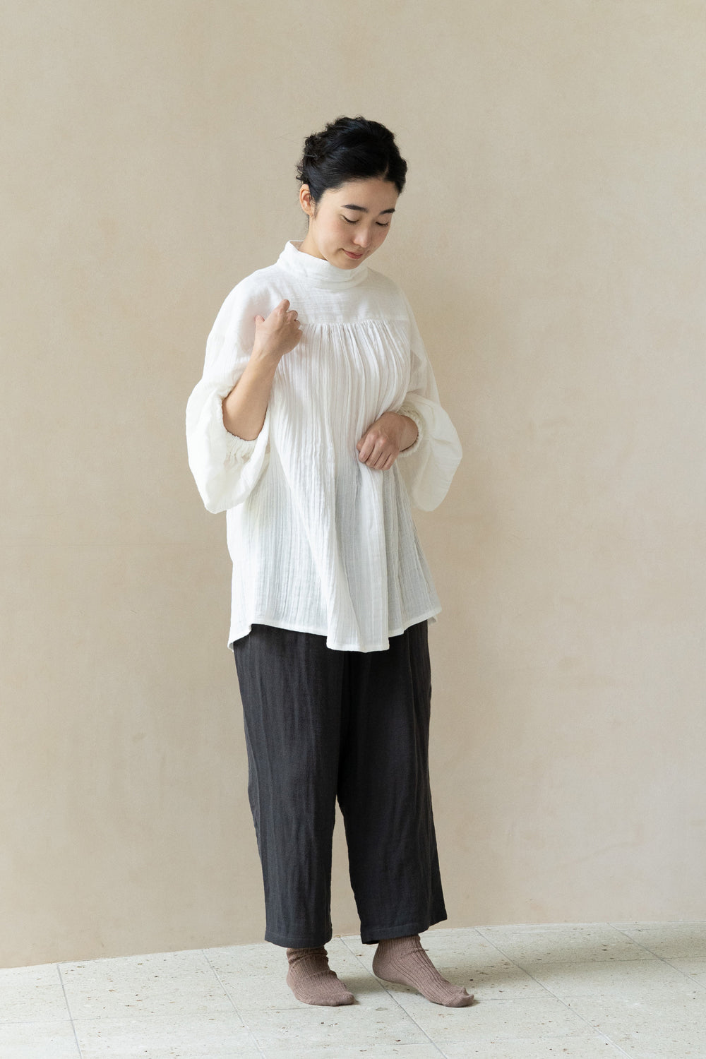 パフスリーブロングブラウス<br>平綾織　オフ