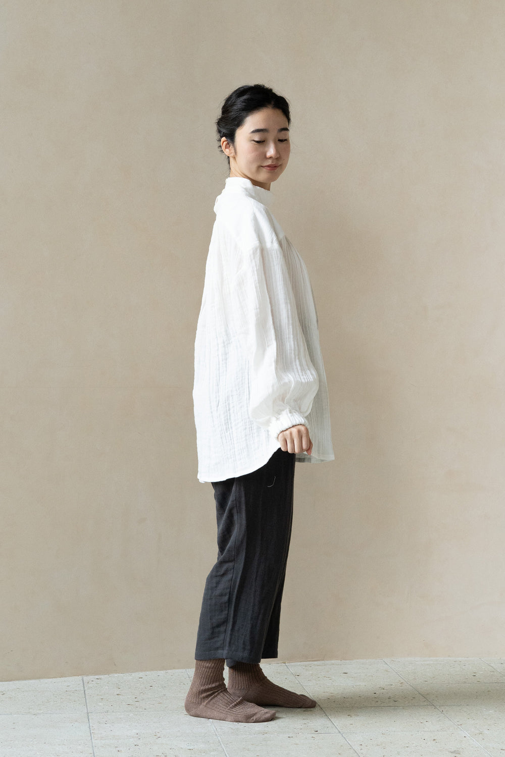 パフスリーブロングブラウス<br>平綾織　オフ