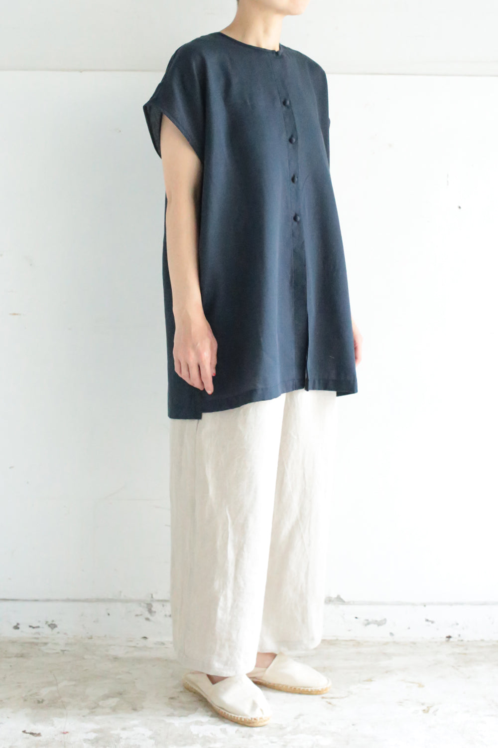 slit blouse navy