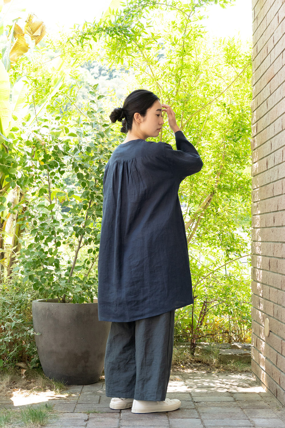 One Piece Pintuck Hemp Black 