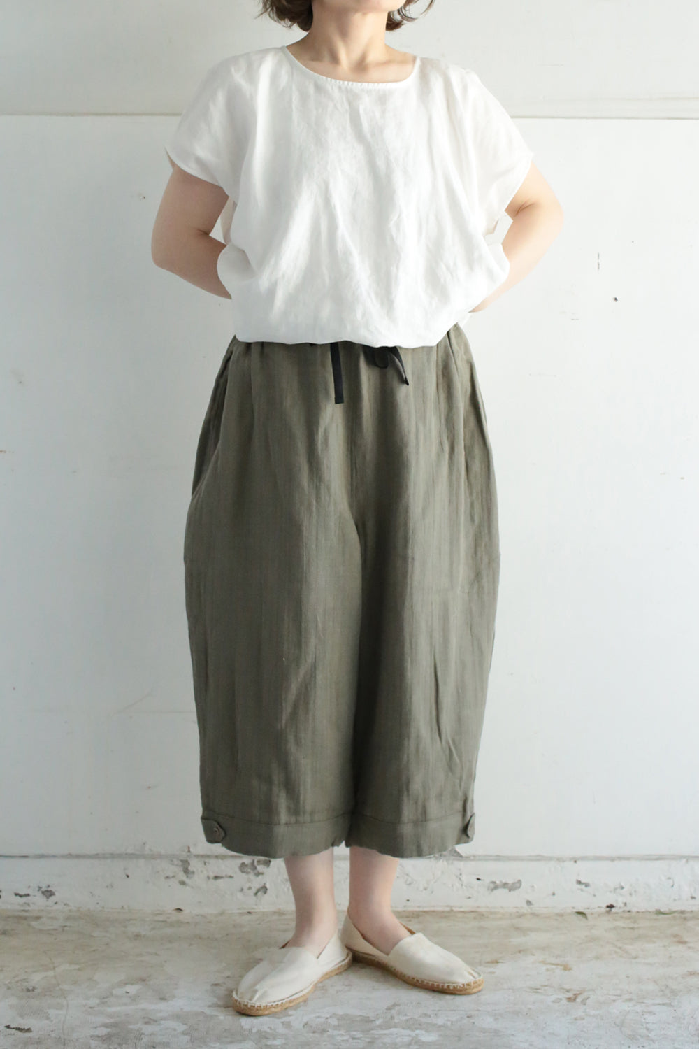 ハーフパンツ<br>綿麻　カーキ