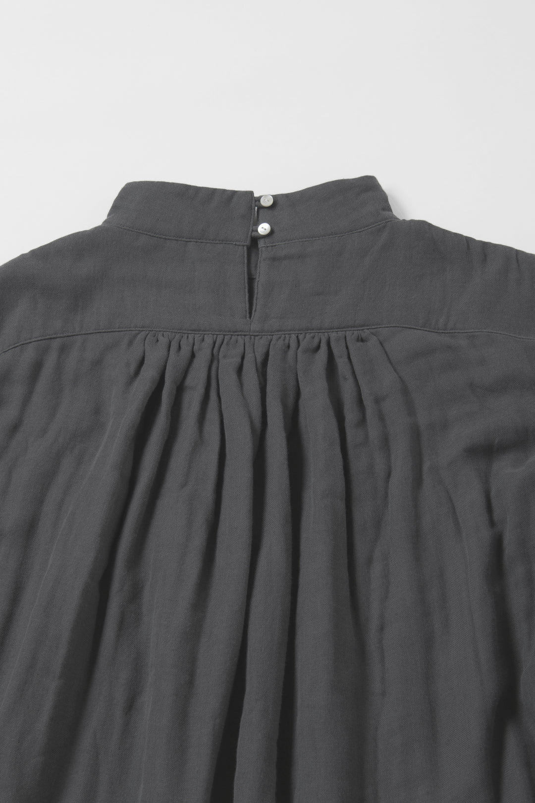 あたたかいパフスリーブロングブラウス<br>綿ワッシャー　グレー