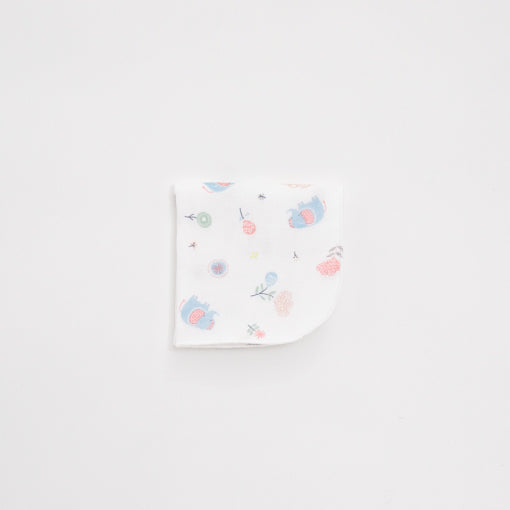 Gauze handkerchief baby elephant 