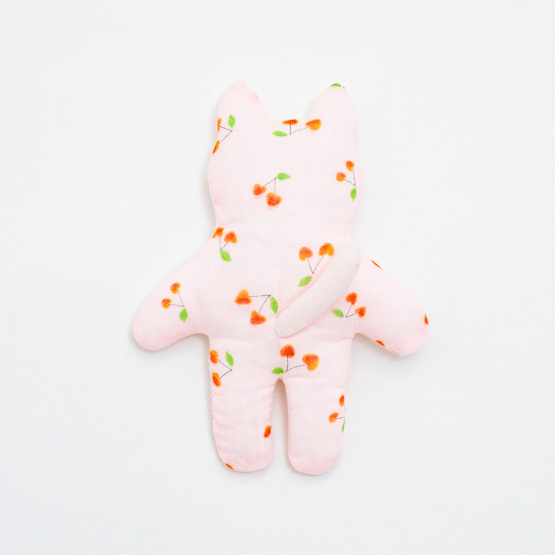 Stuffed cat R621 